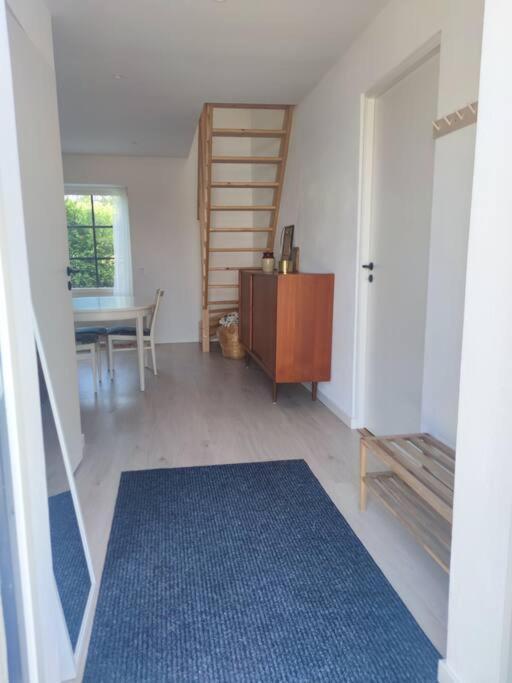 Gaesthus Pa Oesterlen Med Naerhet Till Strand & Golf Villa Ystad Esterno foto